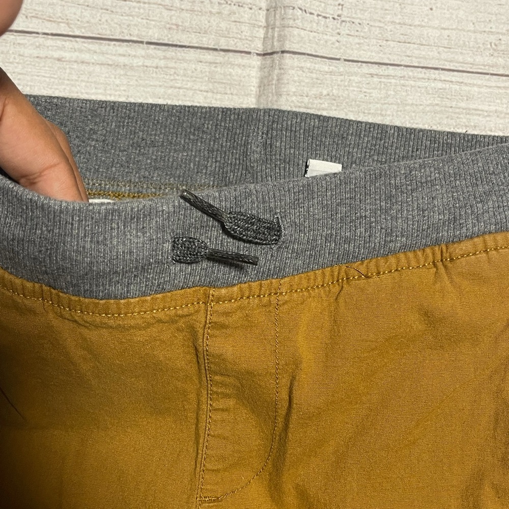 Joggers - Picture 2 of 9
